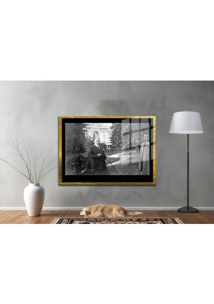 Yapay Zeka ile Yenilenmiş Atatürk Fotoğrafları Siyah Beyaz Cam Tablo, 3D Dekoratif Baskı 279