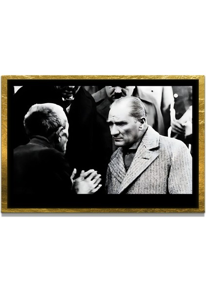 Yapay Zeka ile Yenilenmiş Atatürk Fotoğrafları Siyah Beyaz Cam Tablo, 3D Dekoratif Baskı 76