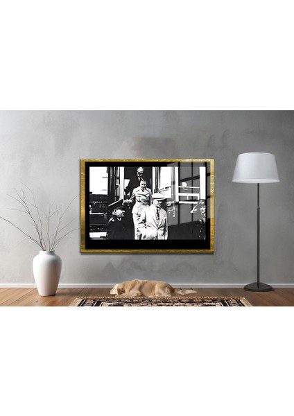 Yapay Zeka ile Yenilenmiş Atatürk Fotoğrafları Siyah Beyaz Cam Tablo, 3D Dekoratif Baskı 30