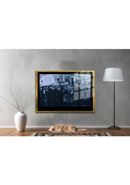 Yapay Zeka ile Yenilenmiş Atatürk Fotoğrafları Siyah Beyaz Cam Tablo, 3D Dekoratif Baskı 298 fiyatları