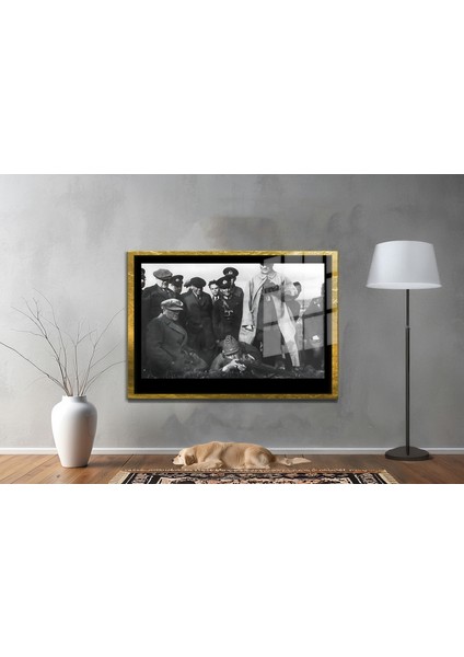 Yapay Zeka ile Yenilenmiş Atatürk Fotoğrafları Siyah Beyaz Cam Tablo, 3D Dekoratif Baskı 79 fiyatları