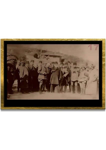 Yapay Zeka ile Yenilenmiş Atatürk Fotoğrafları Siyah Beyaz Cam Tablo, 3D Dekoratif Baskı 632