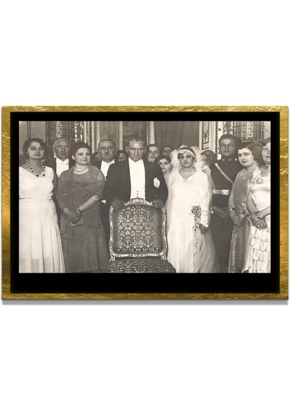 Yapay Zeka ile Yenilenmiş Atatürk Fotoğrafları Siyah Beyaz Cam Tablo, 3D Dekoratif Baskı 784