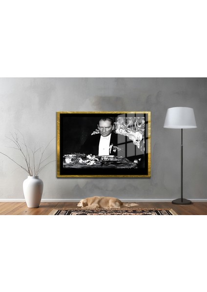 Yapay Zeka ile Yenilenmiş Atatürk Fotoğrafları Siyah Beyaz Cam Tablo, 3D Dekoratif Baskı 649 fiyatları