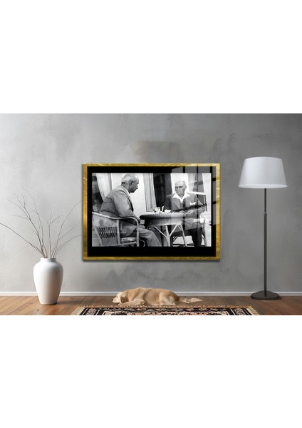Yapay Zeka ile Yenilenmiş Atatürk Fotoğrafları Siyah Beyaz Cam Tablo, 3D Dekoratif Baskı 529 fiyatları