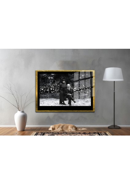 Yapay Zeka ile Yenilenmiş Atatürk Fotoğrafları Siyah Beyaz Cam Tablo, 3D Dekoratif Baskı 731 fiyatları