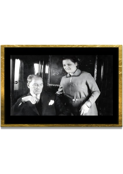 Yapay Zeka ile Yenilenmiş Atatürk Fotoğrafları Siyah Beyaz Cam Tablo, 3D Dekoratif Baskı 237