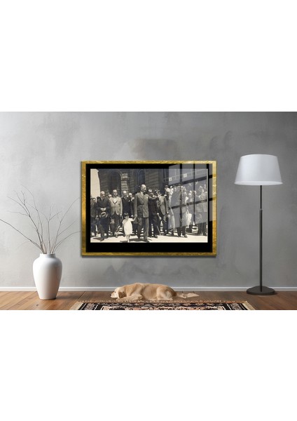 Yapay Zeka ile Yenilenmiş Atatürk Fotoğrafları Siyah Beyaz Cam Tablo, 3D Dekoratif Baskı 331