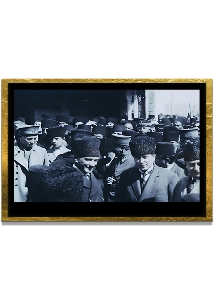 Yapay Zeka ile Yenilenmiş Atatürk Fotoğrafları Siyah Beyaz Cam Tablo, 3D Dekoratif Baskı 158