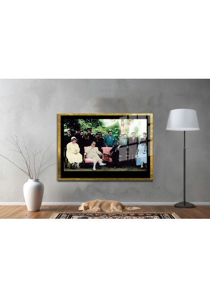 Yapay Zeka ile Yenilenmiş Atatürk Fotoğrafları Siyah Beyaz Cam Tablo, 3D Dekoratif Baskı 460