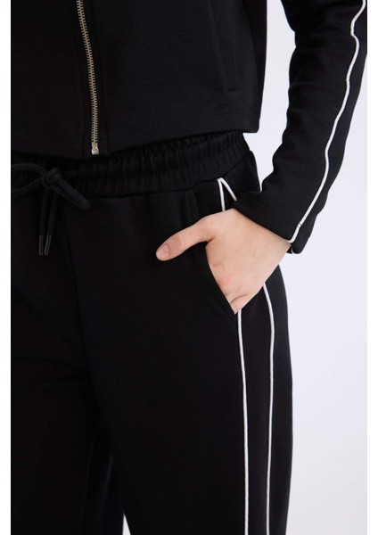 Straight Fit Beli Lastikli Eşofman Altı Uzun Boy Bağcıklı Cepli Düz Paça Modal KUMAŞ D6668AX24WN fırsatları