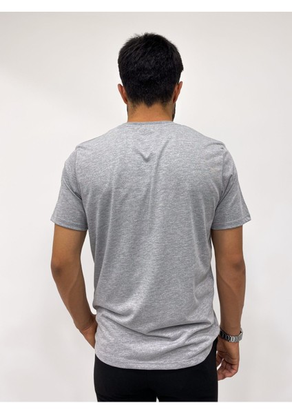 Erkek Kısa Kol Sıfır Yaka Gri Tişört fırsatları