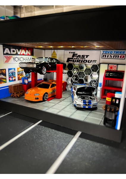 1/64 Ölçek Fast & Furious Temalı Işıklı Garaj Dioraması Diecast Araçlar Dahil Değildir 1/64 Ölçek Uyumludur modelleri
