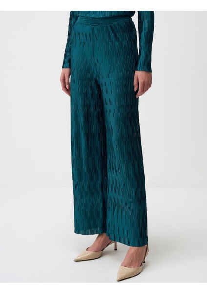 Petrol Yeşili Rahat Kesim Bol Paça Janjanlı Örme Pantolon fırsatları