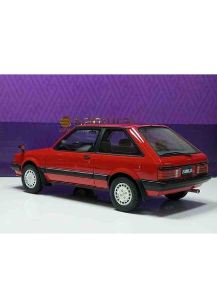 1:18 Mazda Familia 700 Limited 299 ( Reçine Kapalı Gövde Model