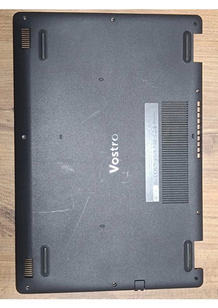 Dell Vostro 3500 S/n 261MPH3 Alt Kasa
