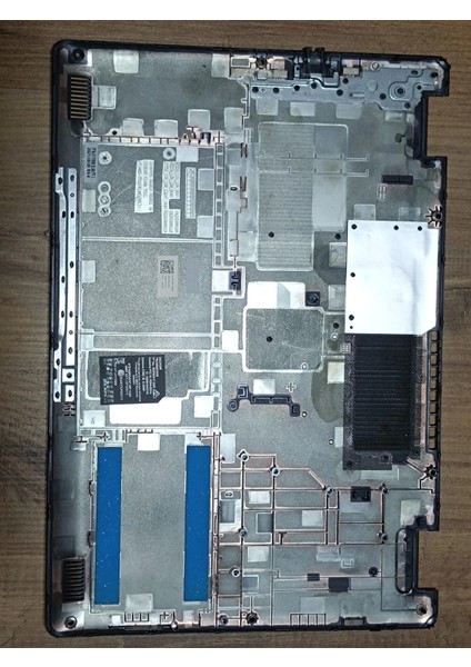 Dell Vostro 3500 S/n 261MPH3 Alt Kasa fiyatları