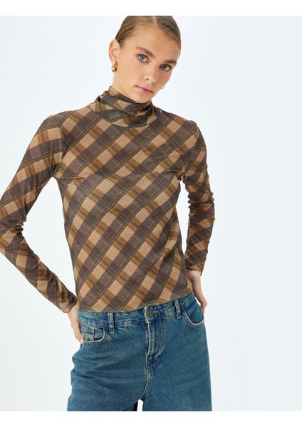 Uzun Kollu Dik Yaka Ekose Bluz