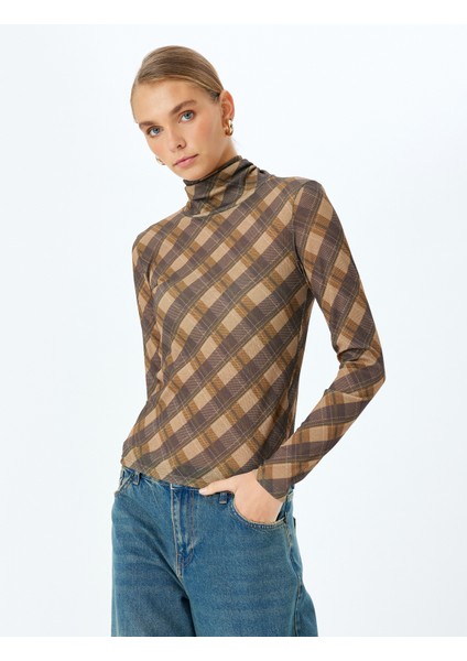 Uzun Kollu Dik Yaka Ekose Bluz modelleri