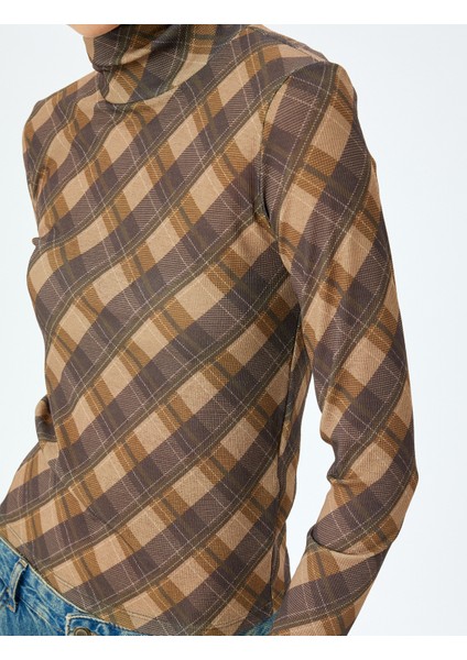 Uzun Kollu Dik Yaka Ekose Bluz indirimleri