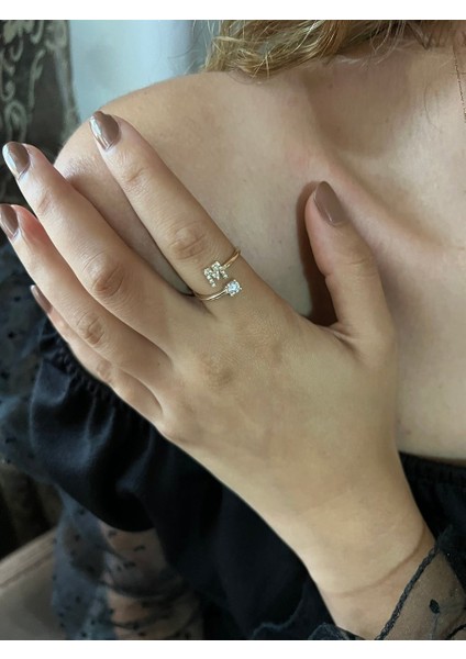 M Harfli Taşlı Altın Yüzük modelleri