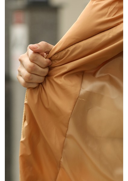 Kapitone Fermuarlı Şişme Mont 7001-04 Camel