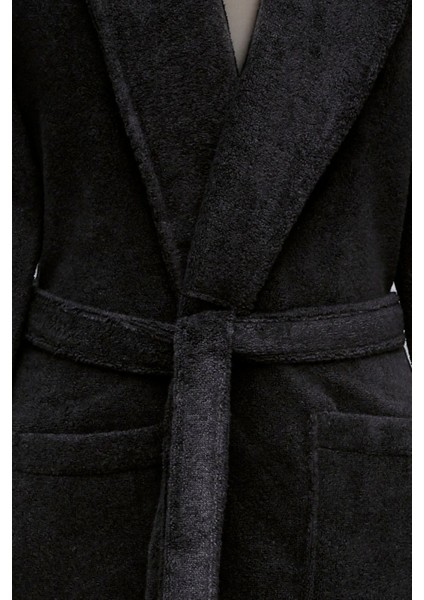 Siyah Şal Yaka Bornoz, Yumuşak Pamuk Malzeme, Rahat ve Şık Tasarım fiyatları