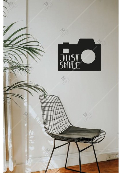 Just Smile Fotoğraf Makinesi Duvar Dekorasyonu
