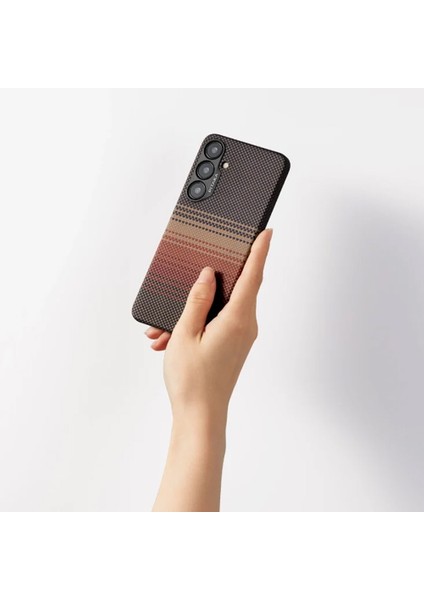 Galaxy S24 Ultra Kılıf Magsafeli Aramid Fiber Tactile Woven Sunset-Moonrise Serisi Sunset modelleri