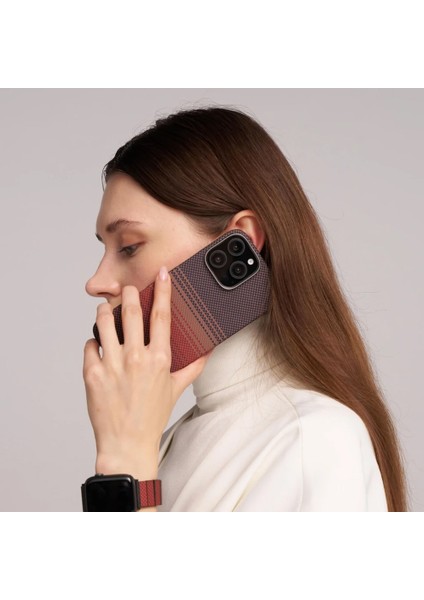 iPhone 16 Plus Kılıf Magsafeli Aramid Fiber Tactile Woven Sunset-Moonrise Serisi Sunset