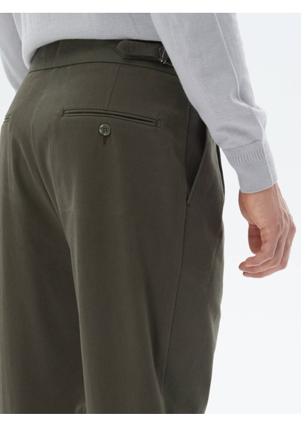 Haki Dokuma Carrot Fit Casual Pamuk Karışımlı Pantolon indirimleri