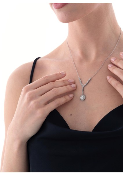 0,84 Karat Baget Pırlanta Kolye indirimleri