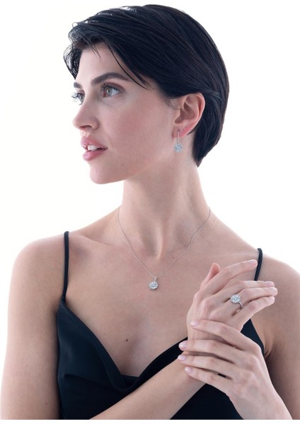 0,50 Karat Baget Pırlanta Kolye indirimleri