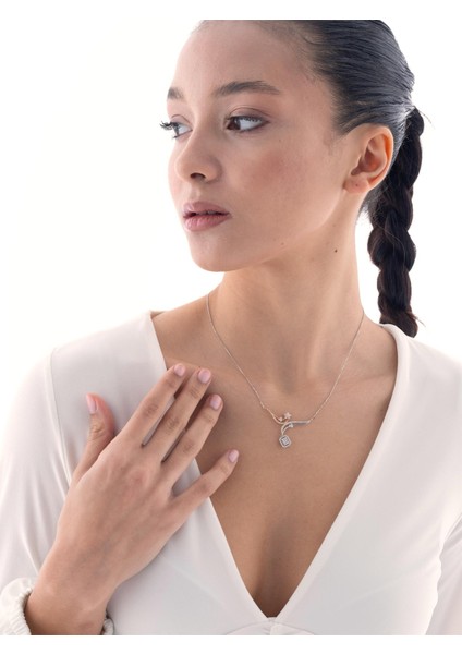 0,61 Karat Baget Pırlanta Kolye modelleri