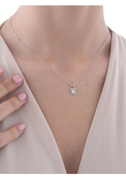 0,15 Karat Baget Pırlanta Kolye