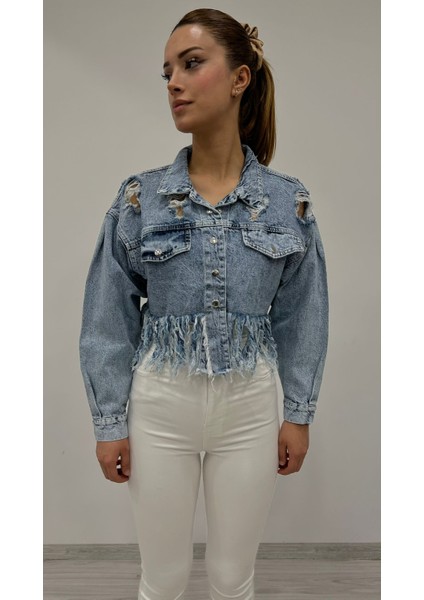 Kadın Omuz Incili Taş Detaylı Önü Düğmeli Mavi Kot Ceket