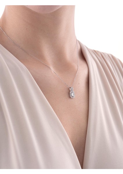 0,22 Karat Baget Pırlanta Kolye fiyatları