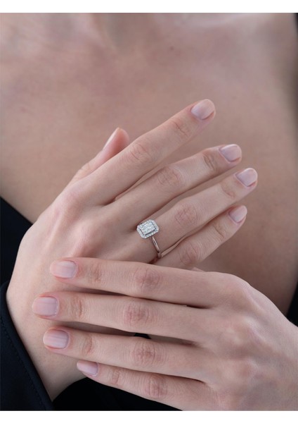 0,28 Karat Baget Pırlanta Yüzük