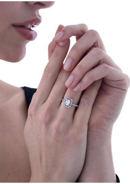 0,45 Karat Baget Pırlanta Yüzük fırsatları