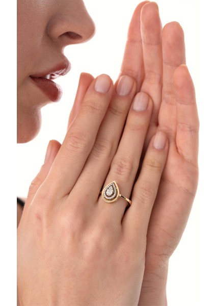 0,16 Karat Damla Pırlanta Yüzük