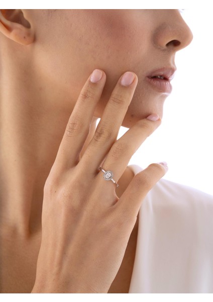 0,29 Karat Tektaş Pırlanta Yüzük