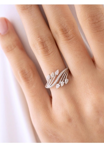 0,53 Karat Damla Tasarım Pırlanta Yüzük fiyatları