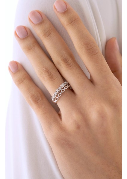 0,18 Karat Halka Zincir Pırlanta Yüzük fiyatları