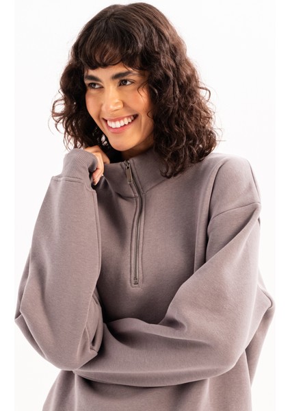 Oversize Fit Dik Yaka Yarı Fermuarlı Şardonlu Gri Kadın Sweatshirt - Cass