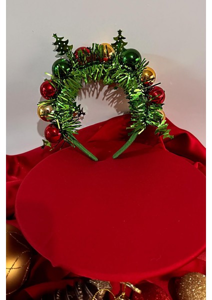 Yılbaşı Topları ile Süslü Asortik Yılbaşı Parti Tacı