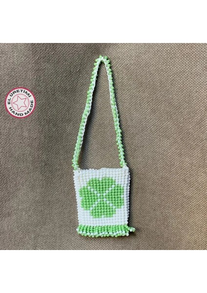 El Yapımı Renkli Kum Boncuk Yonca Işlemeli Anahtarlık - 4 x 5 cm