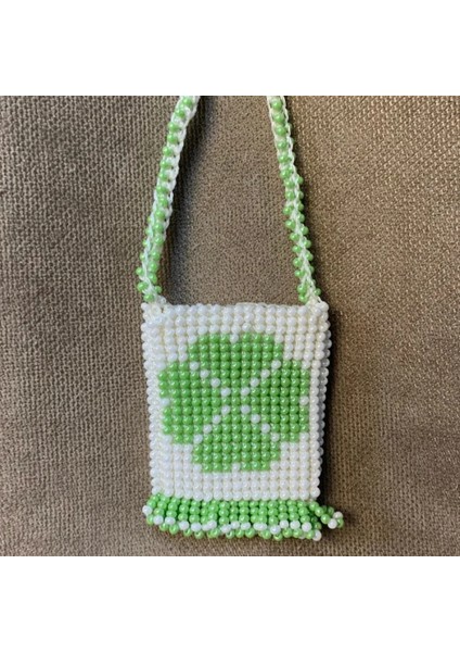 El Yapımı Renkli Kum Boncuk Yonca Işlemeli Anahtarlık - 4 x 5 cm