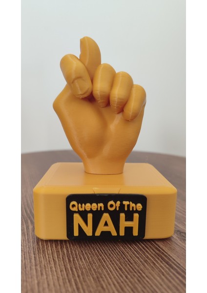 Nah Ödülü - Queen Of The Nah 11 cm