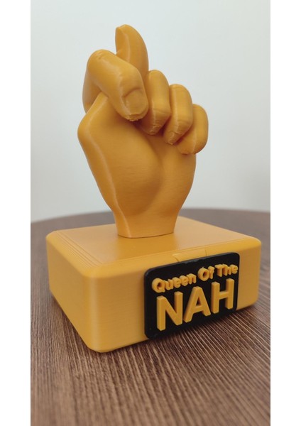 Nah Ödülü - Queen Of The Nah 11 cm fiyatları