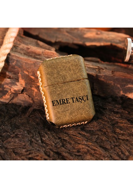 Kişiye Özel Benzinli Çakmak Hakiki Deri El Yapımı Zippo Tarzı Çakmak İsme Özel Çakmak Deri Kaplama Benzinli Erkek Çakmak Hediyelik Çakmak Doğum Günü Yıl Dönümü Hediyesi